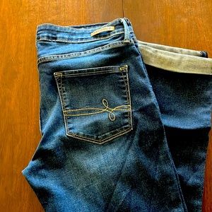 Denizen Levi, modern slim cuffed size 12 jeans
